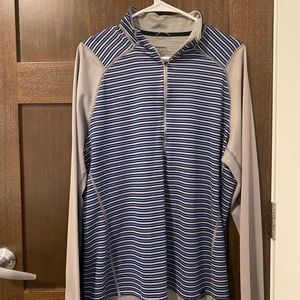 Men’s Patagonia pullover quarter zip up